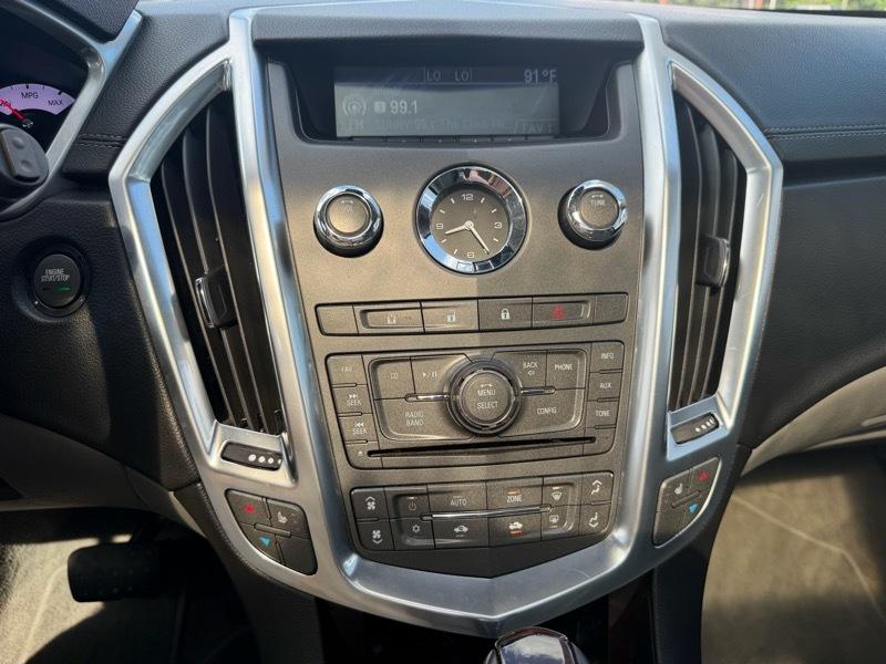 Cadillac SRX Luxury 2012