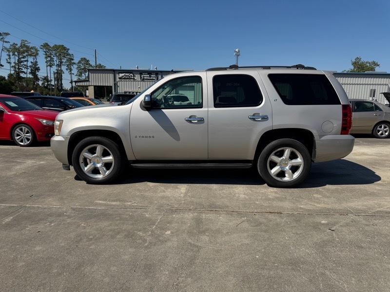 Chevrolet Tahoe LT1 2WD 2009