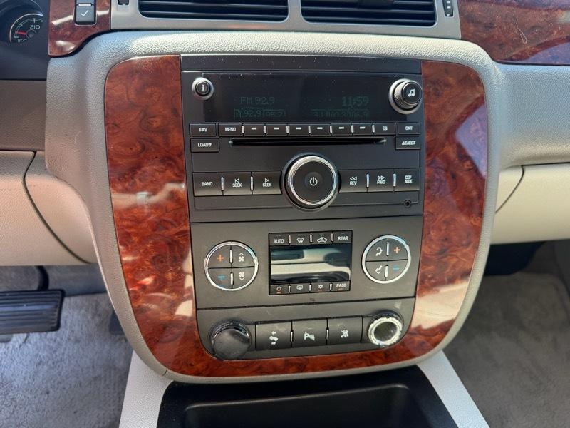 Chevrolet Tahoe LT1 2WD 2009