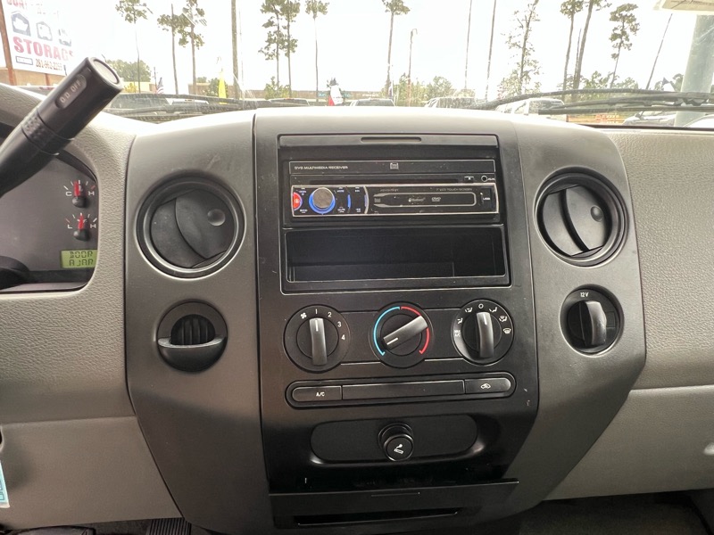 Ford F-150 XLT Reg. Cab Short Bed 2WD 2008