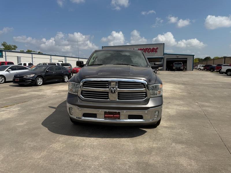 RAM 1500 SLT Crew Cab SWB 4WD 2015