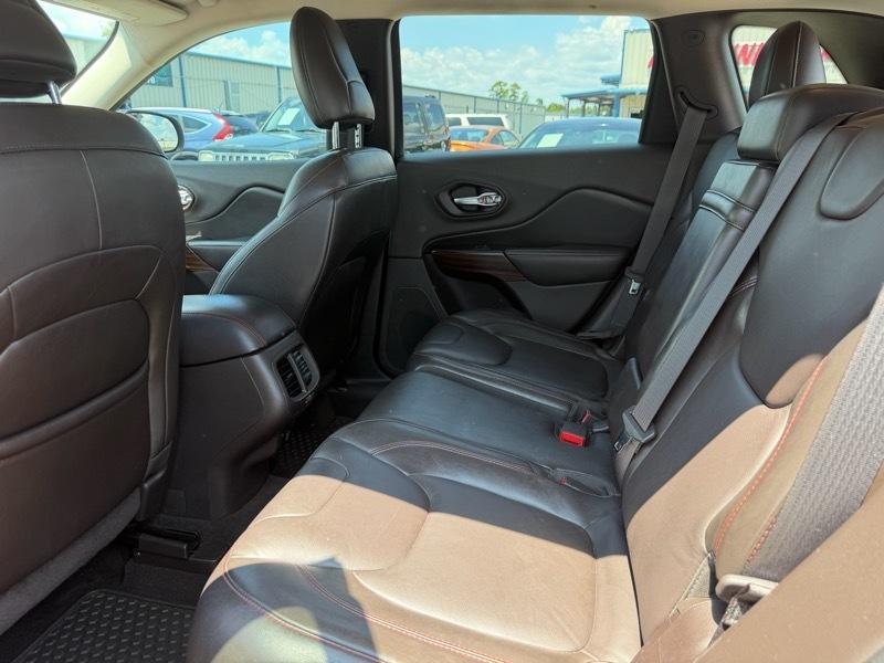 Jeep Cherokee Trailhawk 4WD 2014