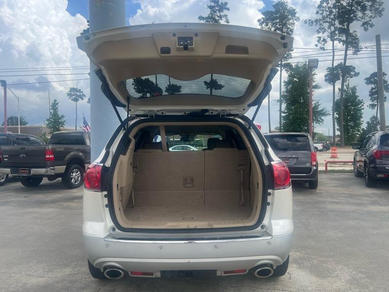 Buick Enclave CXL 2XL FWD 2010