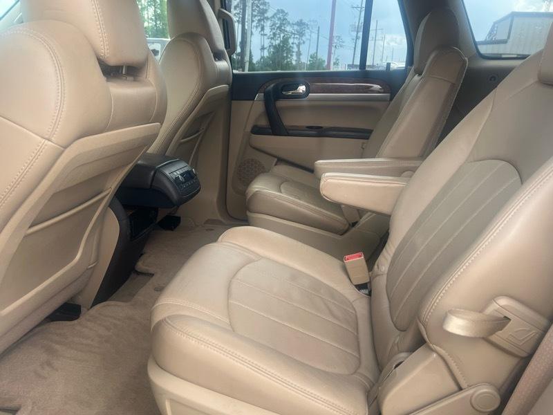 Buick Enclave CXL 2XL FWD 2010