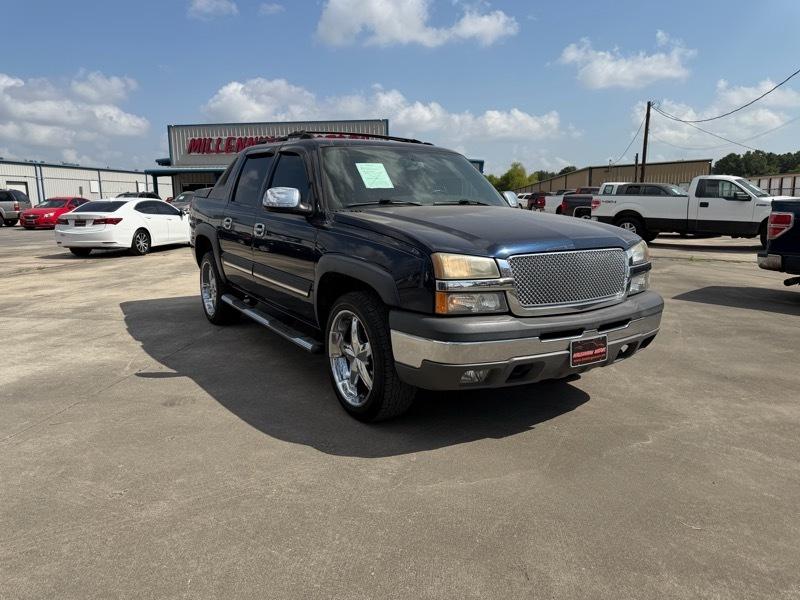 Chevrolet Avalanche 1500 2WD 2004
