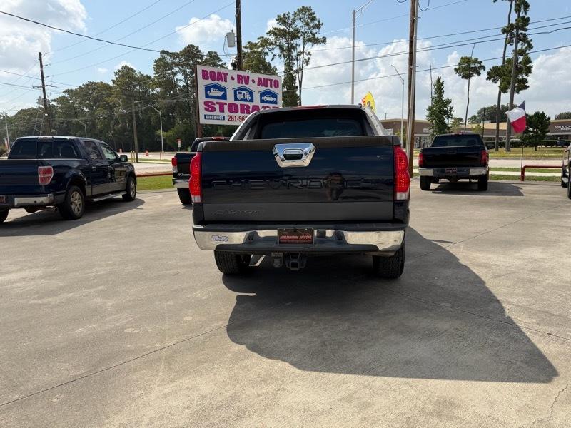 Chevrolet Avalanche 1500 2WD 2004