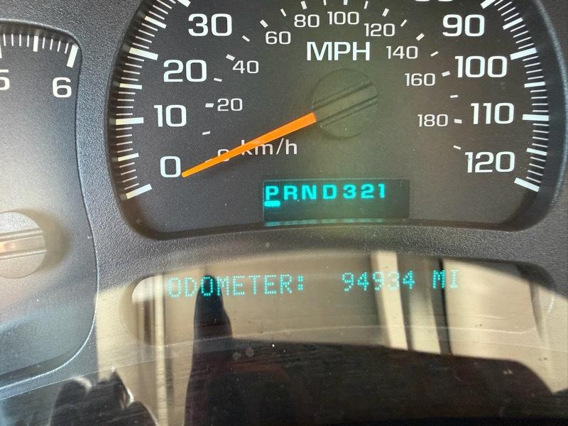 Chevrolet Avalanche 1500 2WD 2004