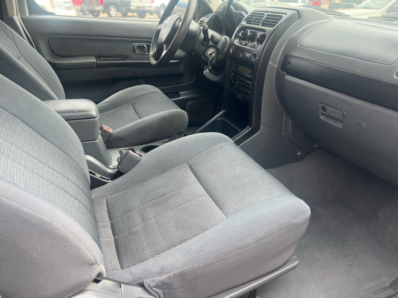 Nissan Frontier King Cab 2WD 2004