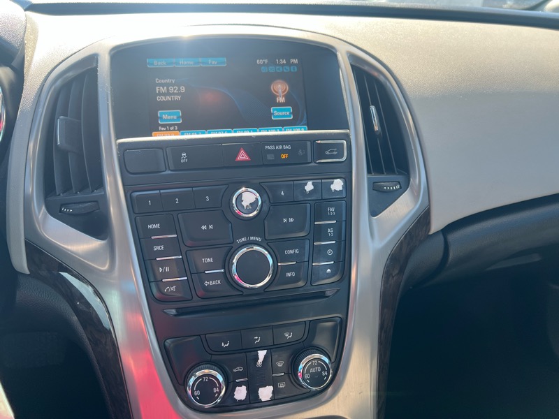 Buick Verano Convenience 2012