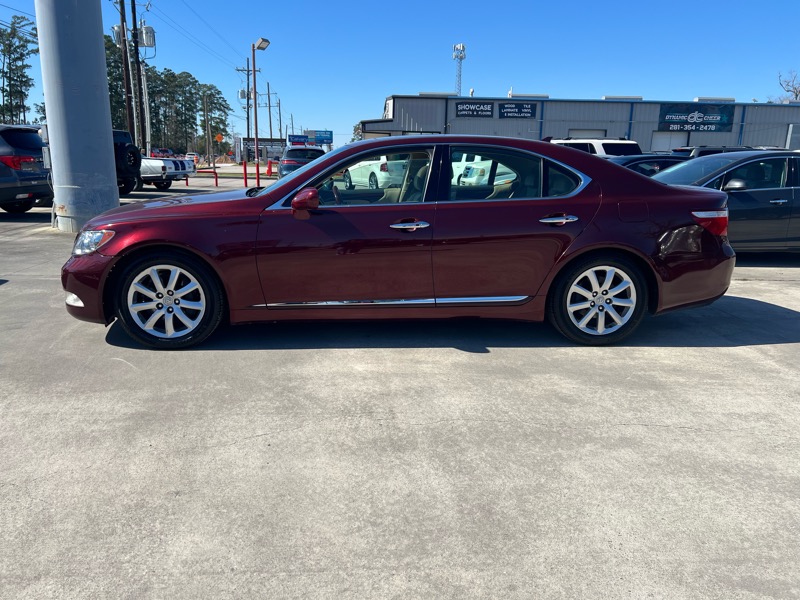 2007 Lexus LS 460 Luxury Sedan