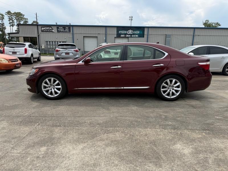 Lexus LS 460 Luxury Sedan 2007