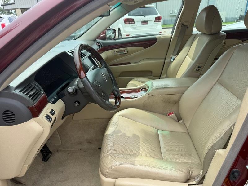 Lexus LS 460 Luxury Sedan 2007