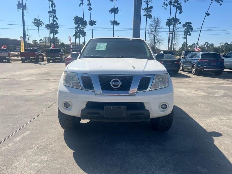 Nissan Frontier S Crew Cab 5AT 2WD 2015