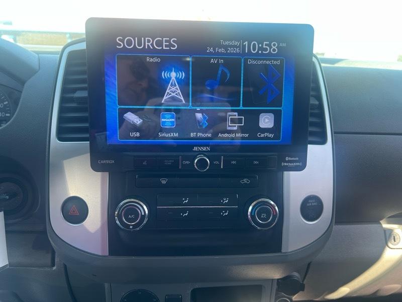 Nissan Frontier S Crew Cab 5AT 2WD 2015