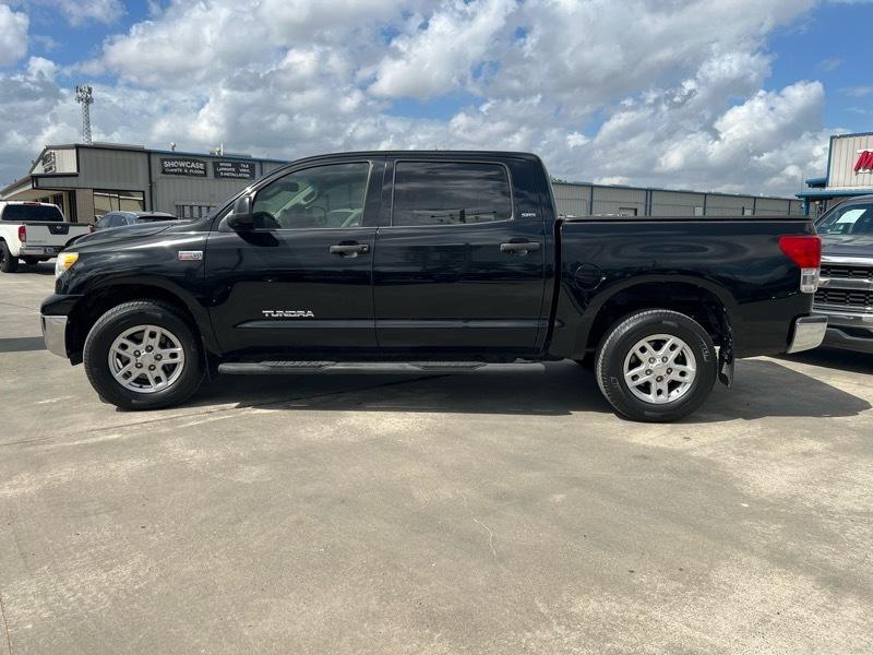 Toyota Tundra Tundra-Grade CrewMax 5.7L 2WD 2013