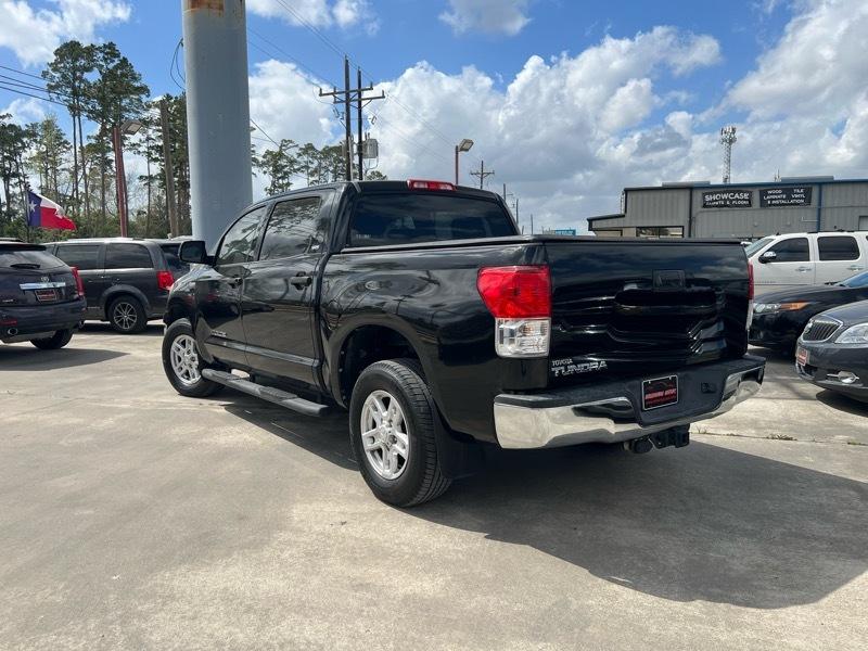 Toyota Tundra Tundra-Grade CrewMax 5.7L 2WD 2013