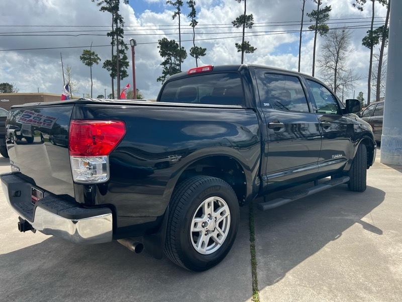 Toyota Tundra Tundra-Grade CrewMax 5.7L 2WD 2013