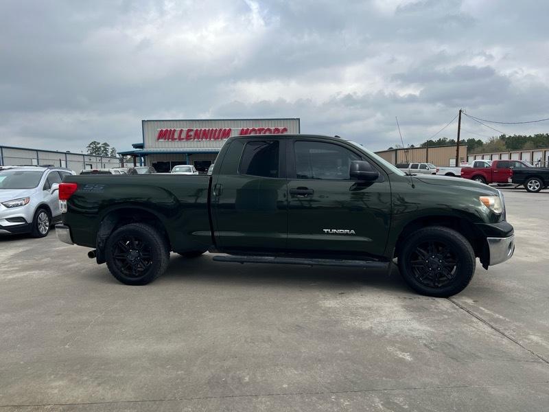 Toyota Tundra Tundra-Grade Double Cab 4.6L 2WD 2012