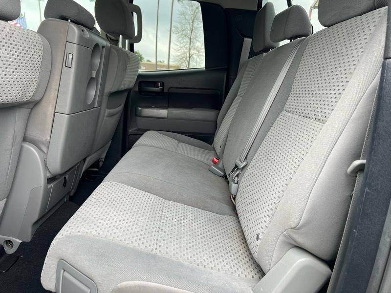 Toyota Tundra Tundra-Grade Double Cab 4.6L 2WD 2012