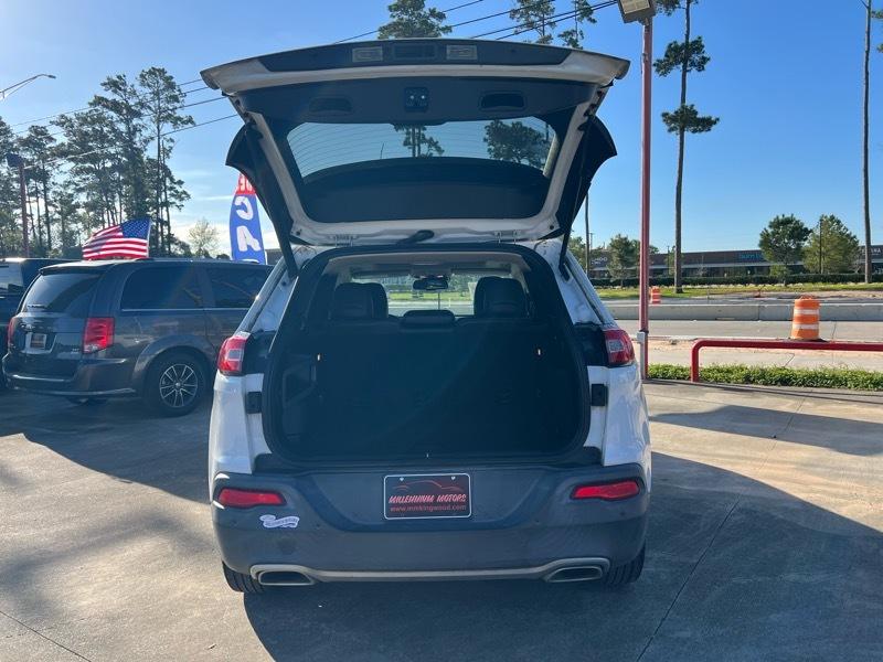 Jeep Cherokee Limited FWD 2015