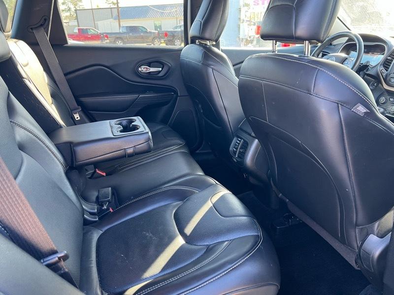 Jeep Cherokee Limited FWD 2015