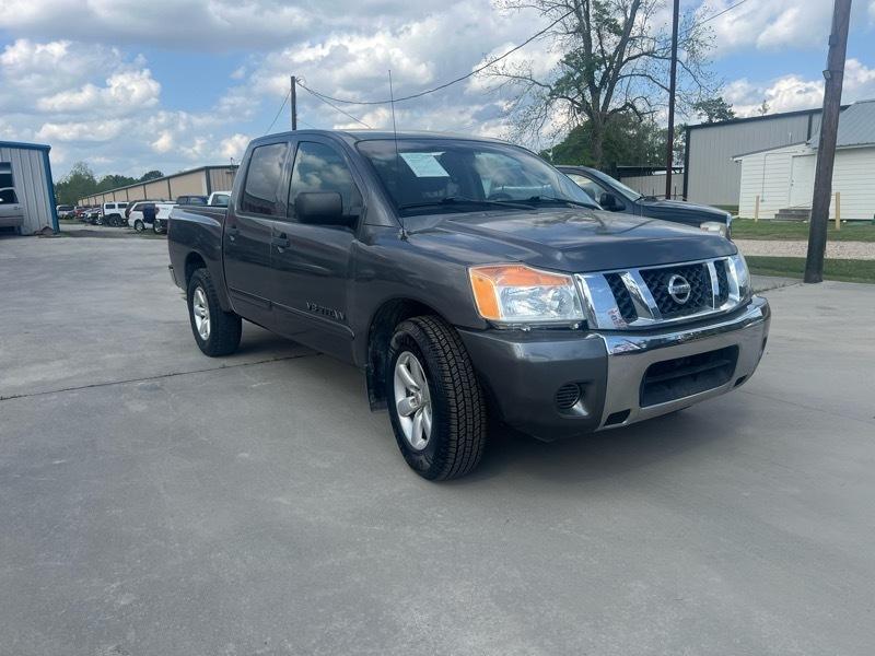 Nissan Titan LE Crew Cab 2WD SWB 2008