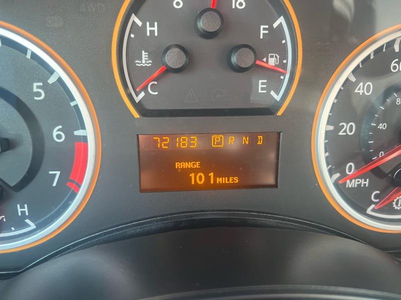 Nissan Titan LE Crew Cab 2WD SWB 2008