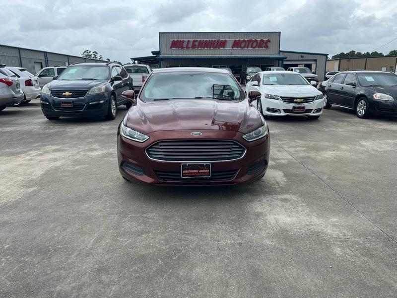 Ford Fusion SE 2016