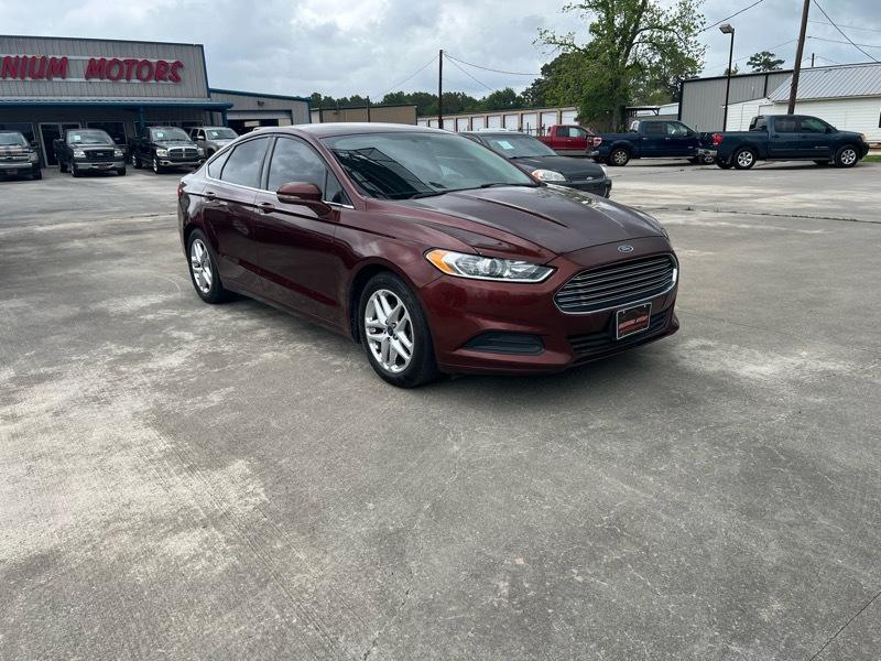 Ford Fusion SE 2016