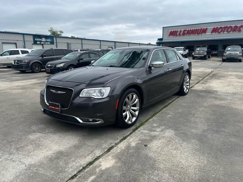 Chrysler 300 Limited RWD 2019