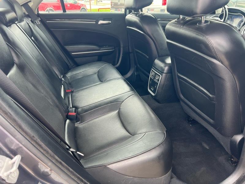 Chrysler 300 Limited RWD 2019