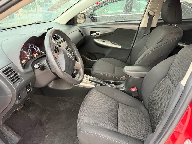 Toyota Corolla S 5-Speed MT 2013