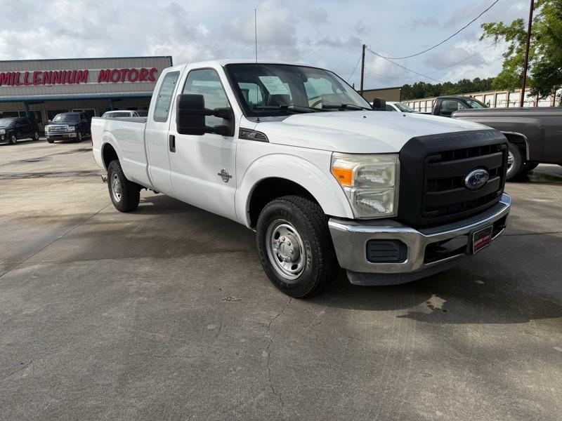 Ford F-250 SD XLT SuperCab Long Bed 2WD 2011