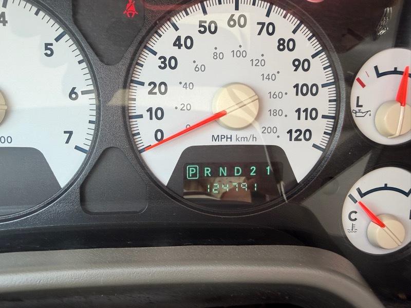 Dodge Ram 1500 SXT Quad Cab Long Bed 2WD 2008