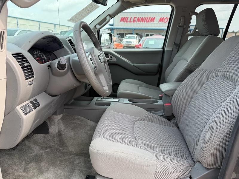 Nissan Frontier S Crew Cab 2WD 2013