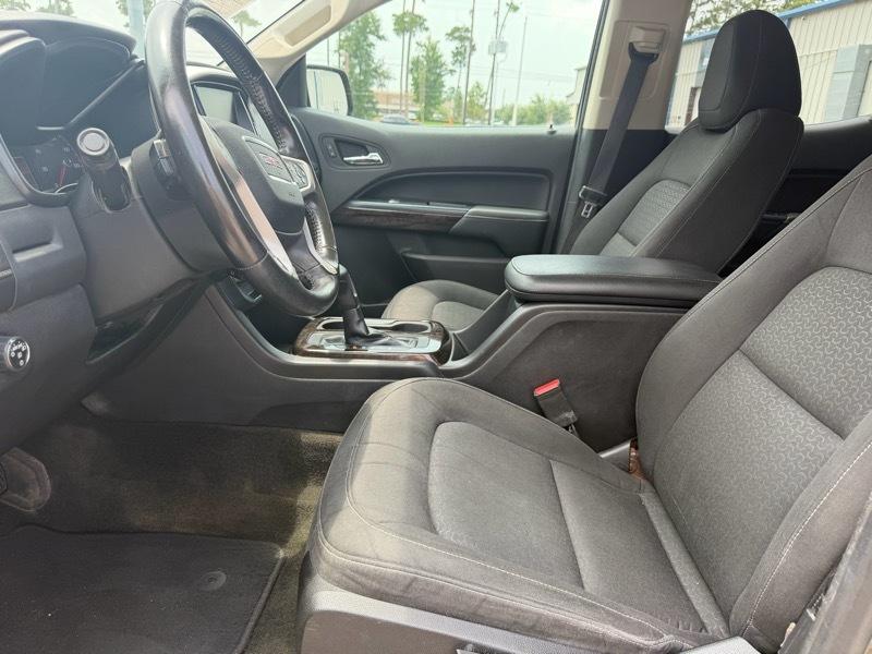 GMC Canyon SLE Crew Cab 2WD Short Box 2015