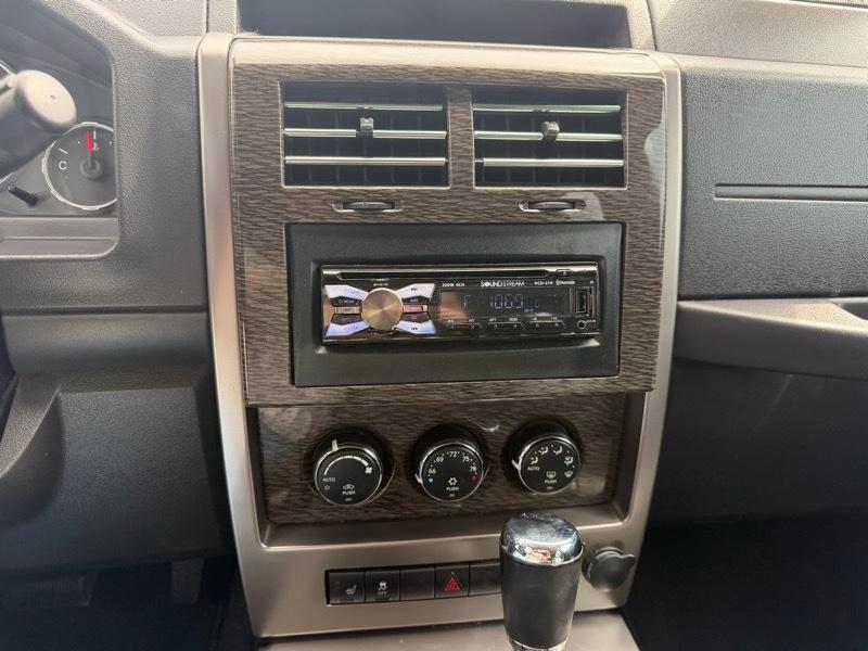 Jeep Liberty Limited Jet 2WD 2012