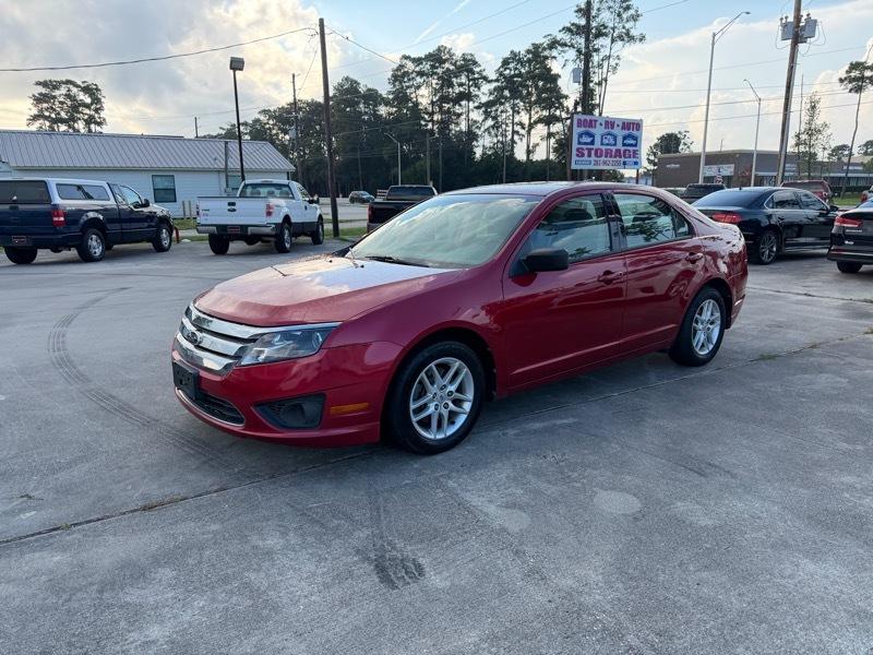Ford Fusion S 2010