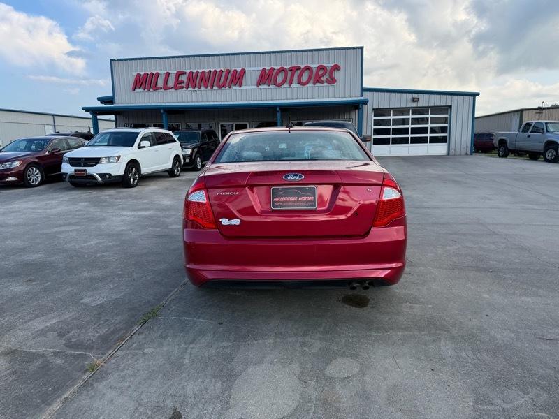 Ford Fusion S 2010