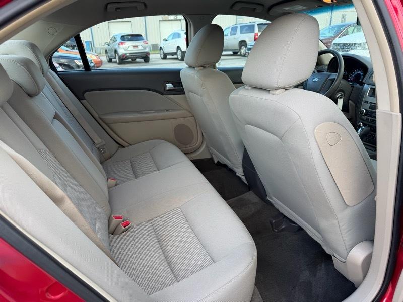 Ford Fusion S 2010