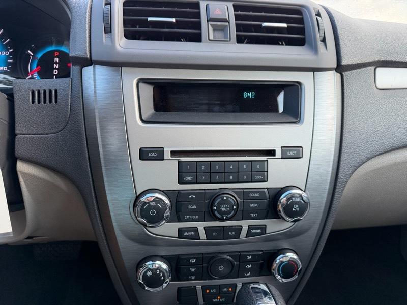 Ford Fusion S 2010