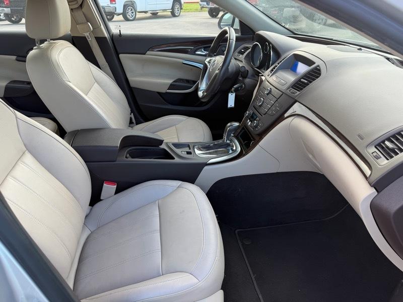 Buick Regal CXL Turbo - 1XT 2011