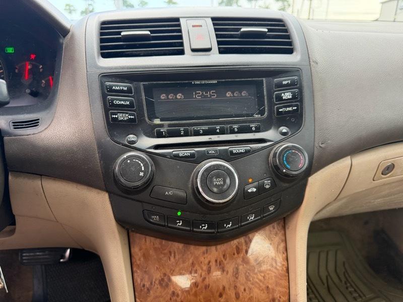 Honda Accord EX Sedan AT 2005