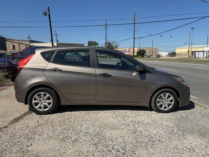 Hyundai Accent GS 5-Door 2014