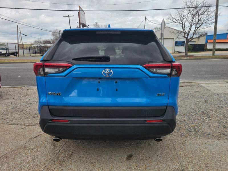 Toyota RAV4 XLE 2019