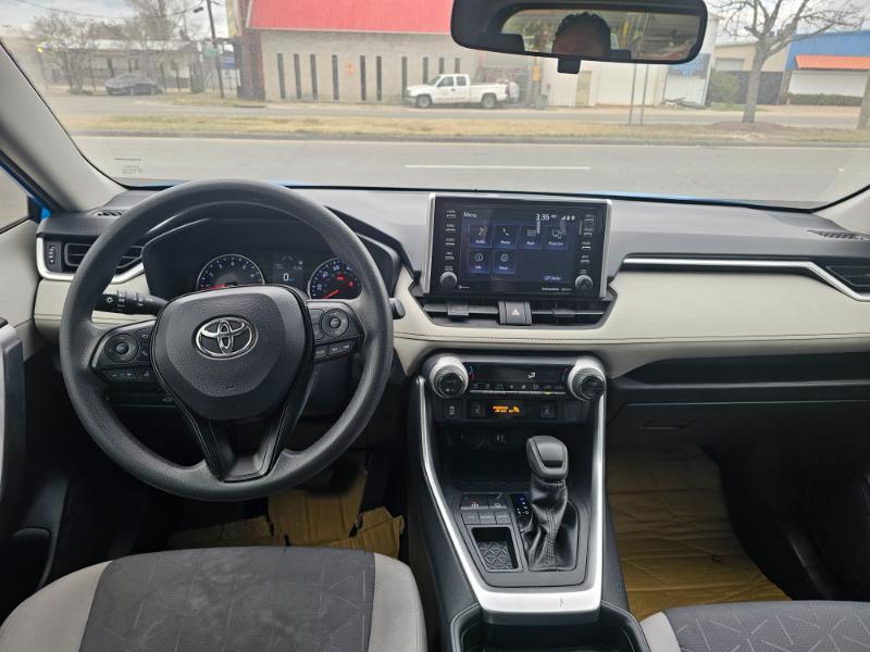 Toyota RAV4 XLE 2019