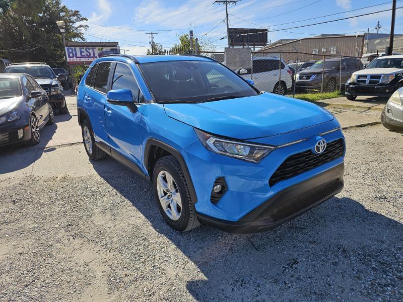 Toyota RAV4 XLE 2019
