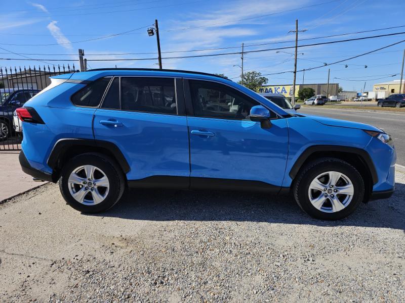 Toyota RAV4 XLE 2019