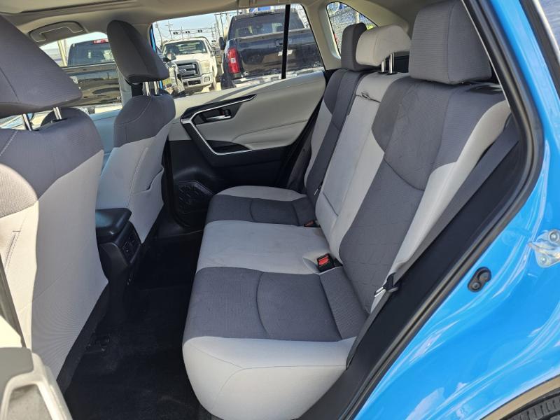 Toyota RAV4 XLE 2019