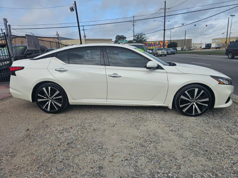 Nissan Altima 2.5 Platinum 2020